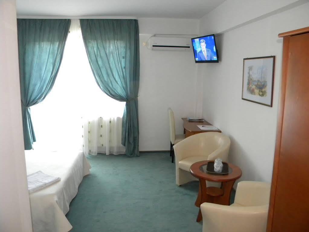 Hotel Veneto Timişoara Exterior foto